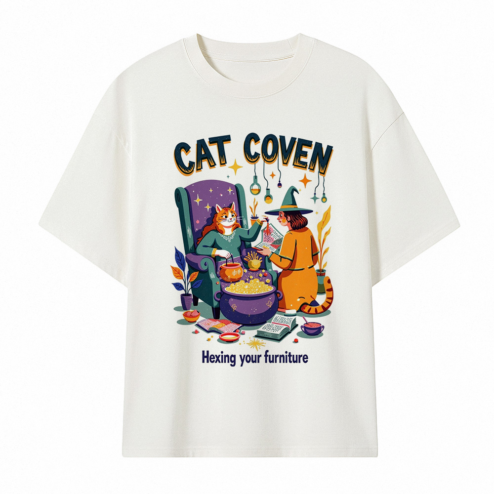 Camiseta Oversize Cat Coven - Hexing Your Furniture