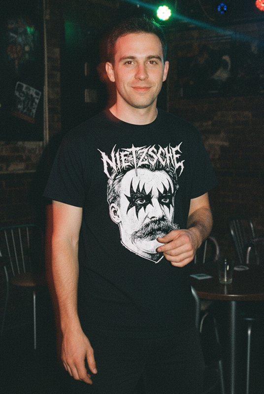 Camisetas de hombre Everyone is black metal