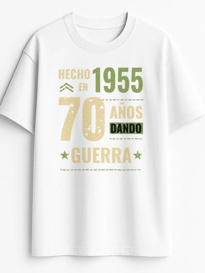 Camiseta Hombre oversize 240 gsm. Made in Portugal «Años dando guerra»